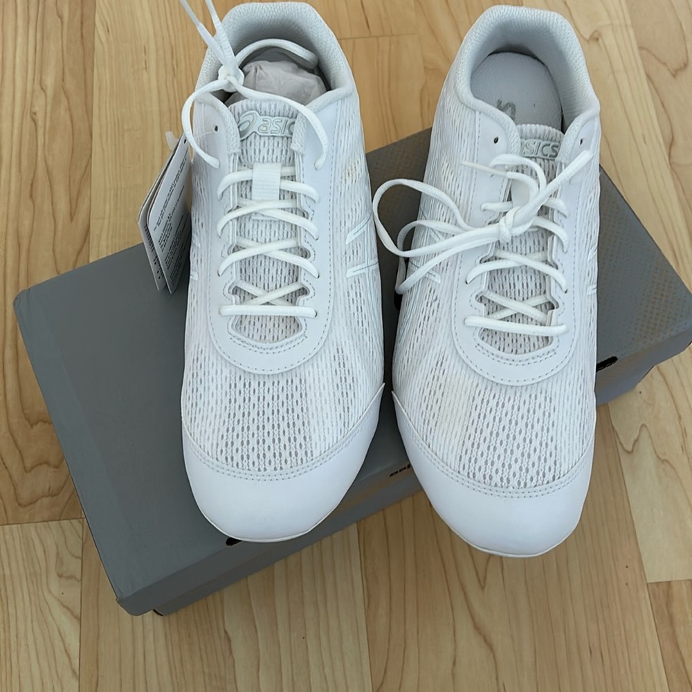 ASICS cheer shoes